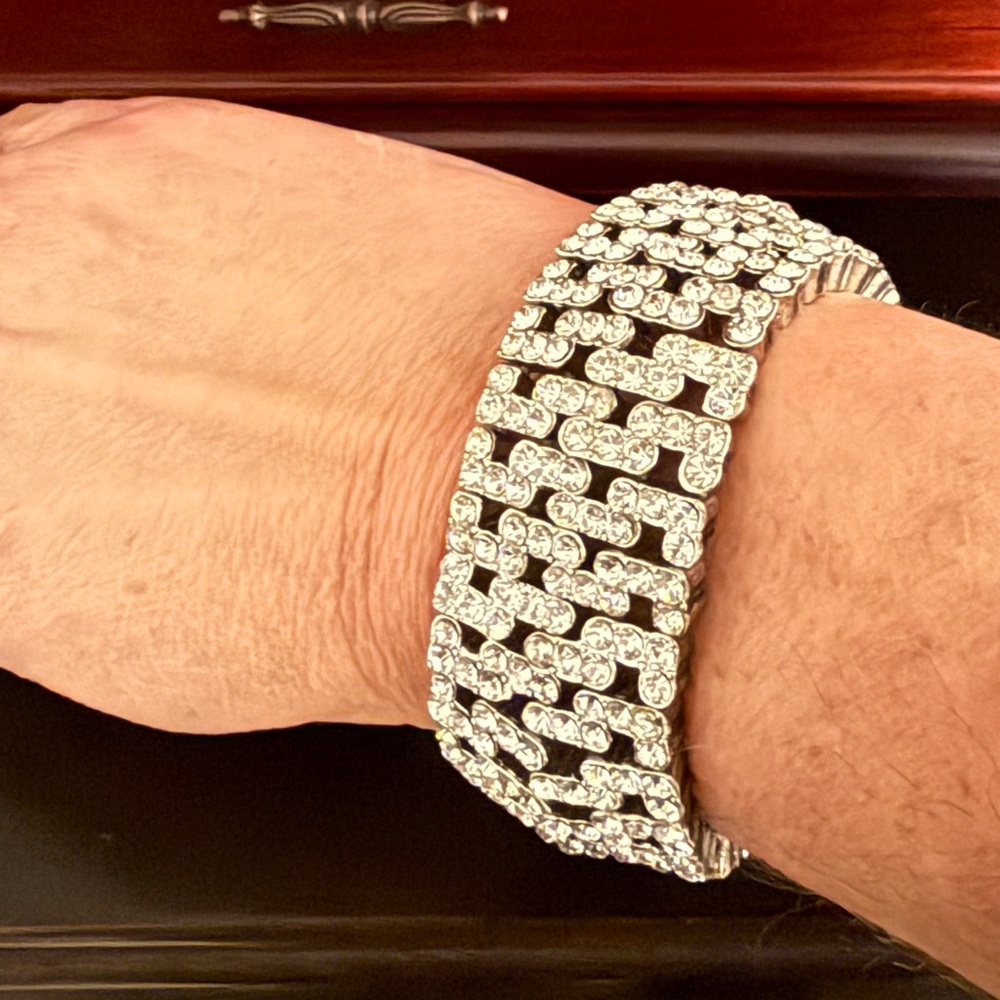 Silver Rhinestone Stretch Bracelet
